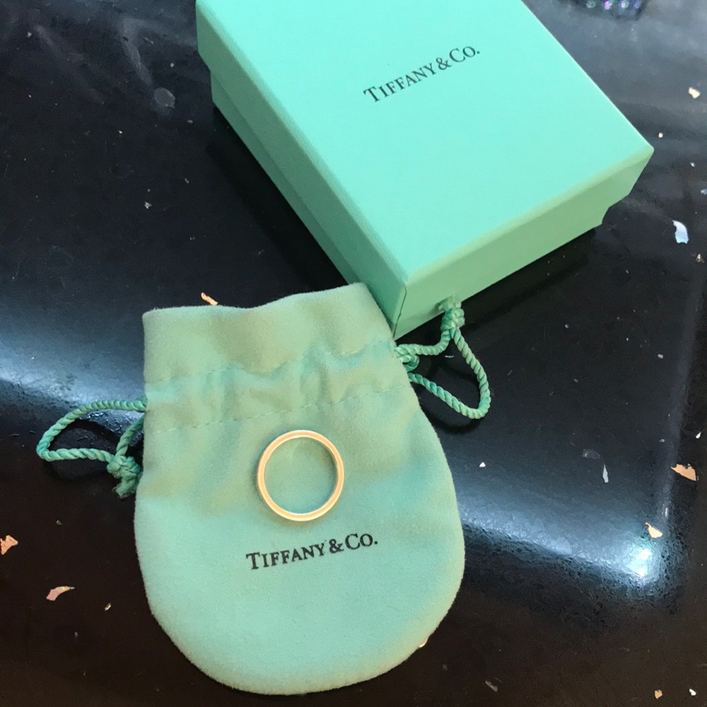 Tiffany & Co. 727 5th Ave. NY 10022 Ring size 7.